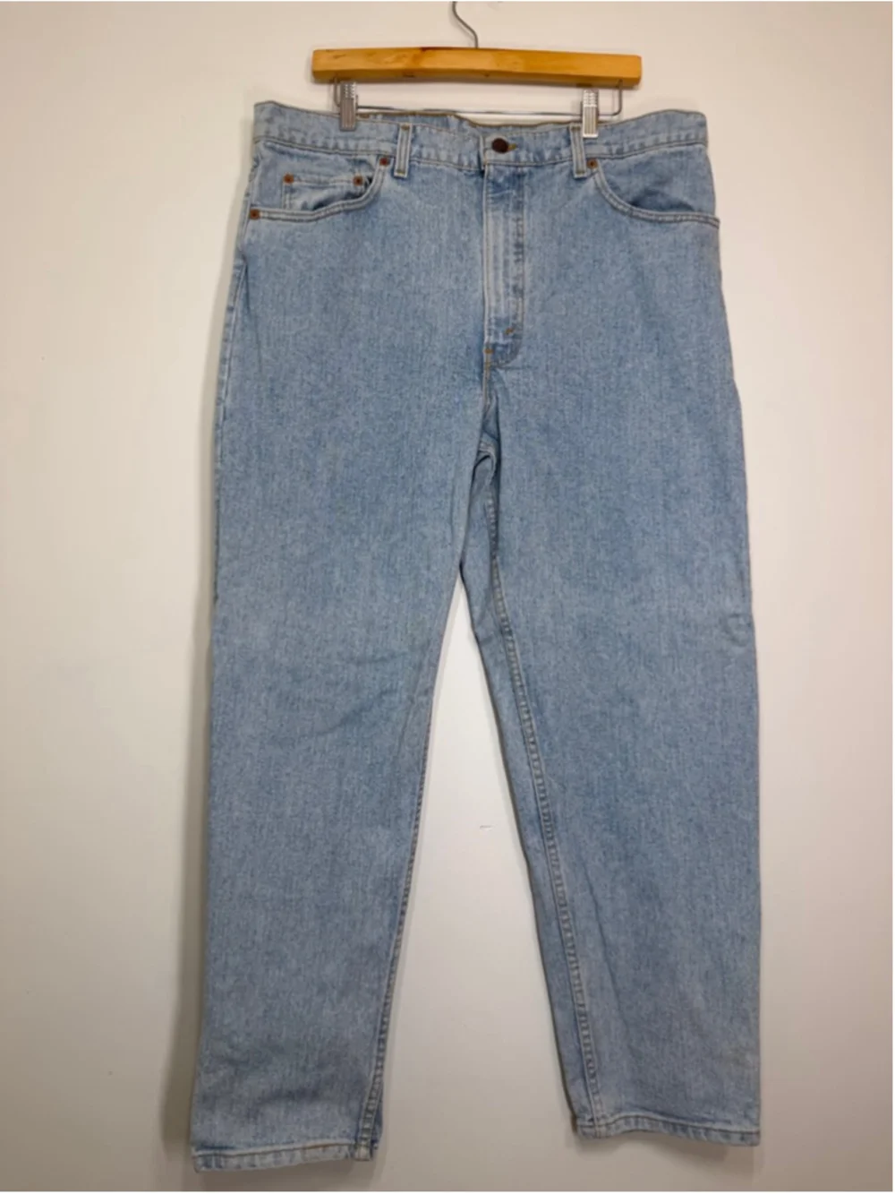 Levi’s 550 Relaxed Fit Jeans USA Made Men 40x30 Light Wash Denim Vintage Cotton